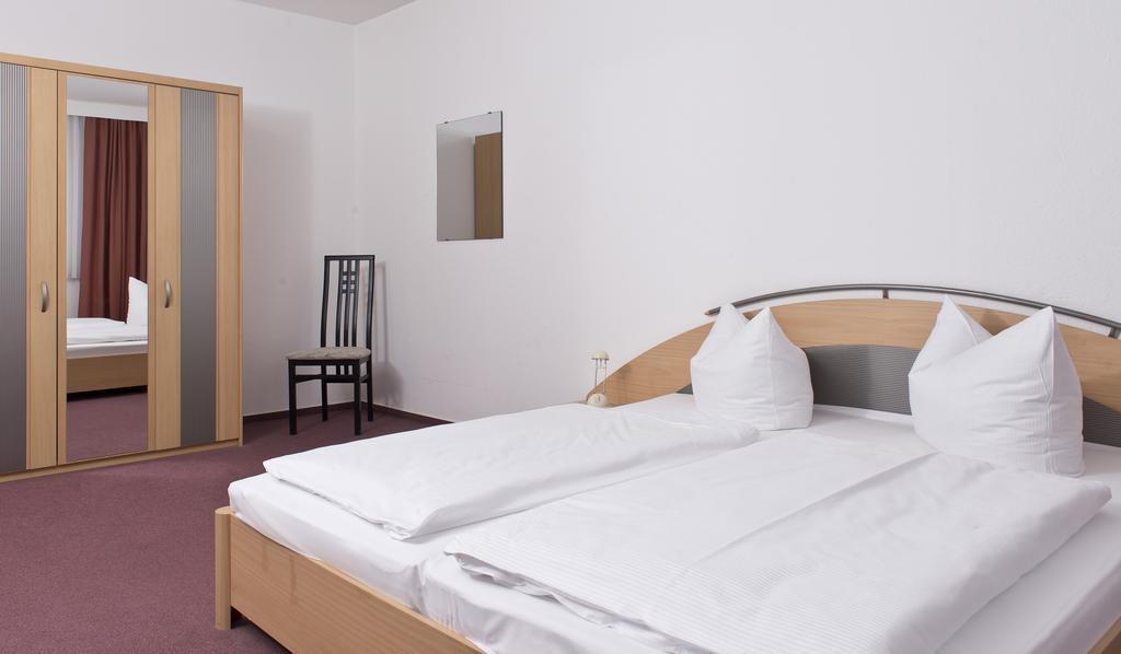 Days Inn Leipzig City Centre Room photo
