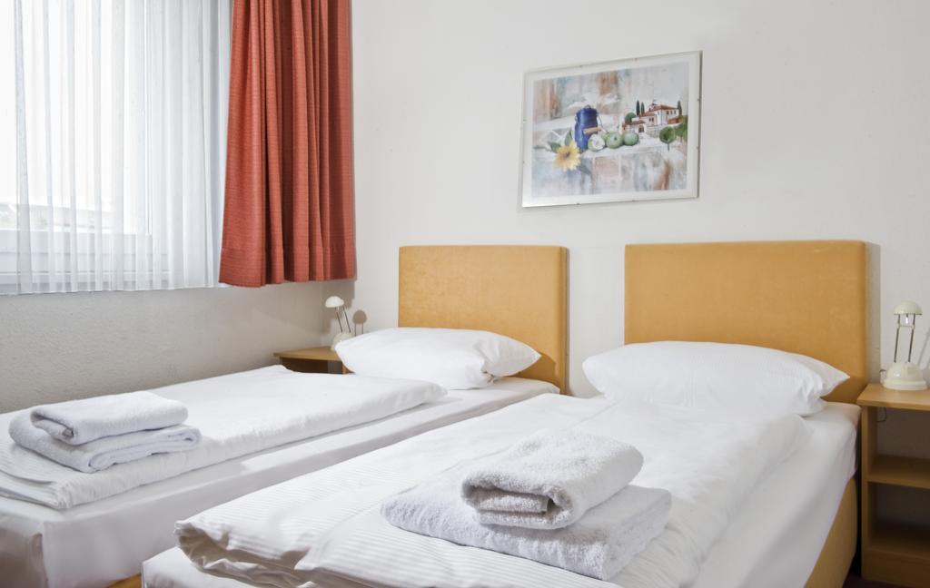 Days Inn Leipzig City Centre Room photo